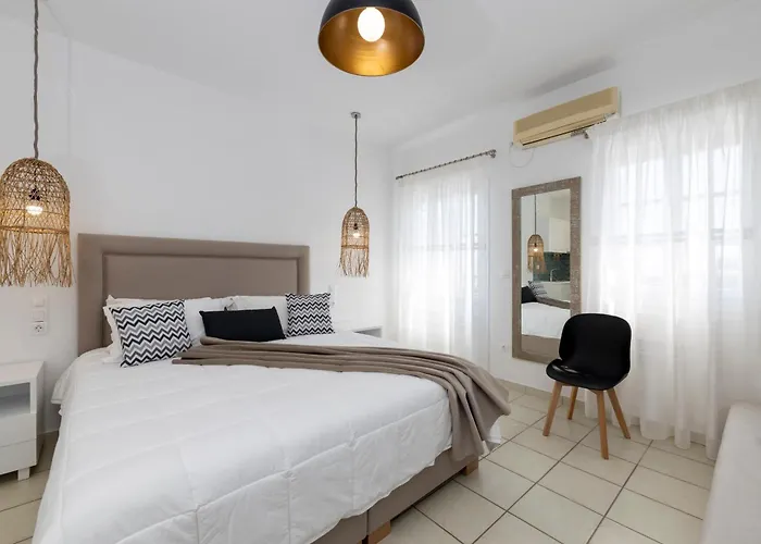 Eutuxia Rooms & Studios